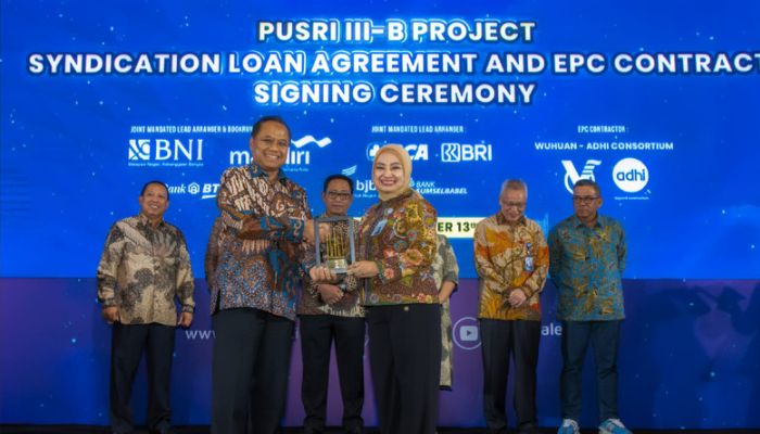 bank bjb Tandatangani Kredit Sindikasi untuk Pembangunan Pabrik Pusri III B 