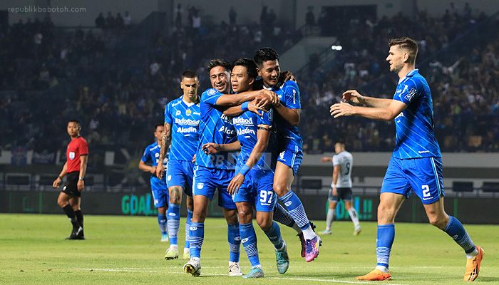 Daftar Pemain Persib yang Dipastikan dan Berpotensi Absen di Laga Kontra PSS