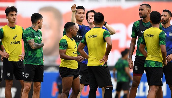 Hadapi Persib, Pieter Huistra Akan Turunkan Pemain Lapis Dua Borneo FC