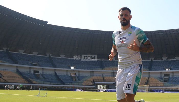 Menimbang Untung dan Rugi Perpindahan Homebase Persib dari SJH ke GBLA 