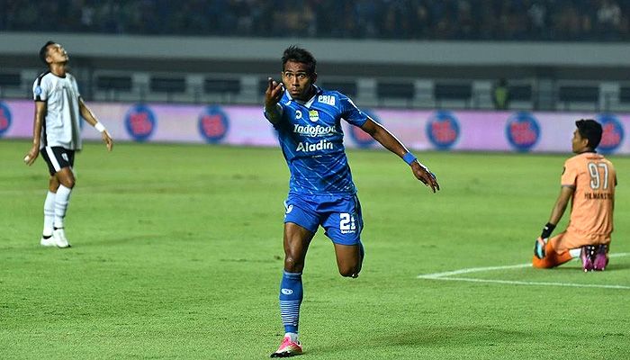 Rapor Disiplin Frets Butuan Tercoreng di Laga Persib vs Arema