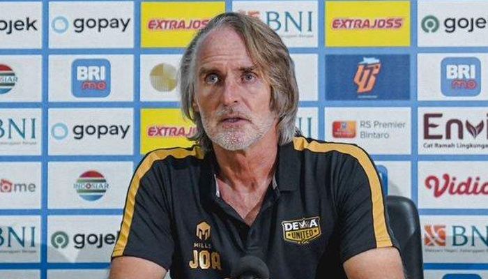 Lima Kemenangan Beruntun Dewa United Perpendek Jarak Dengan Persib, Jan Olde Riekerink Bilang Begini