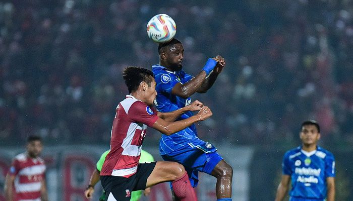 Bojan Hodak Buka Suara Alasan Jarang Mainkan Levy Madinda 90 Menit