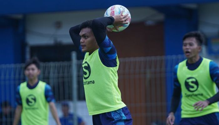 Sempat Menghilang, Peluang Irianto Tampil di Laga Kontra Persikabo Ditentukan Bojan Hodak