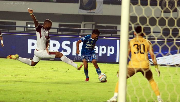 Hasil dan Skor Sementara Persib vs PSM di Pekan 21 Liga 1 2023-2024