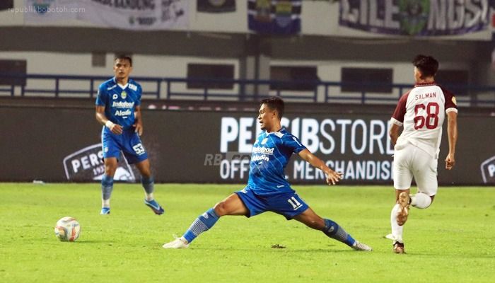 Dedi Kusnandar Tersandung Skorsing, Dipastikan Absen Lawan Persik Kediri