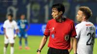 Komentar Bojan Hodak Soal Kepemimpinan Wasit Asal Jepang di Laga Persib vs Persik