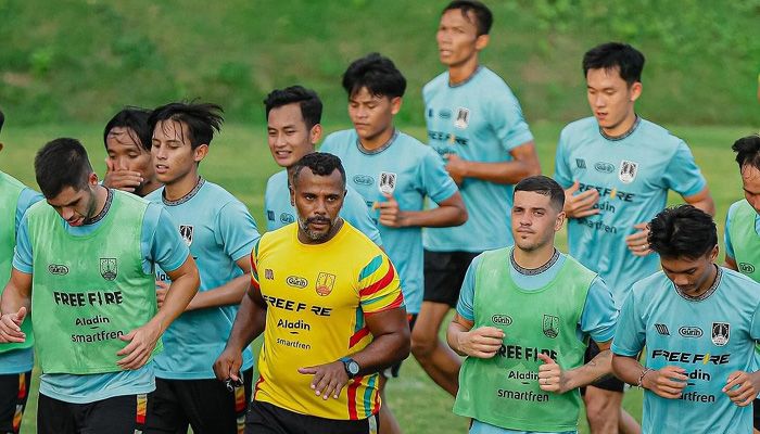 Persis Solo Kirim Pesan 'Ancaman' kepada Persib Bandung