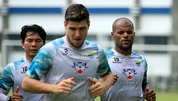 Ini Dia Calon Pengganti Nick Kuipers di Laga Persib vs Persis Solo
