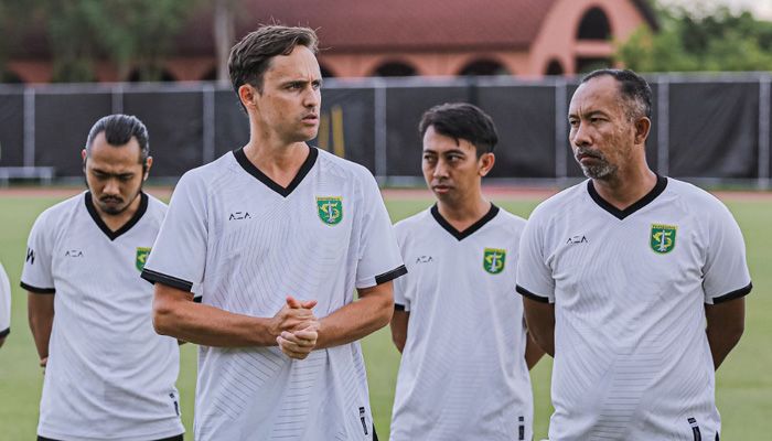 Paul Munster Sampaikan Pesan Khusus untuk Pemain Persebaya