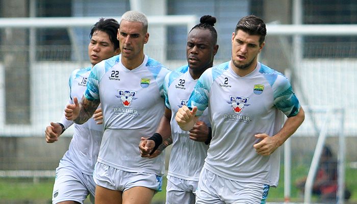 Begini Cara Pemain Persib Mengatur Tempo di Tengah Jeda Kompetisi Liga 1