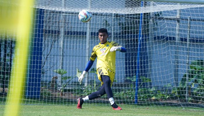 Kiper Masa Depan Persib Pulang Membawa Kabar Baik dan Pengalaman Berharga