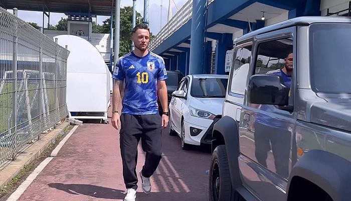 Dapat Hadiah Spesial dari Bintang Bundesliga Jerman, Begini Reaksi Marc Klok