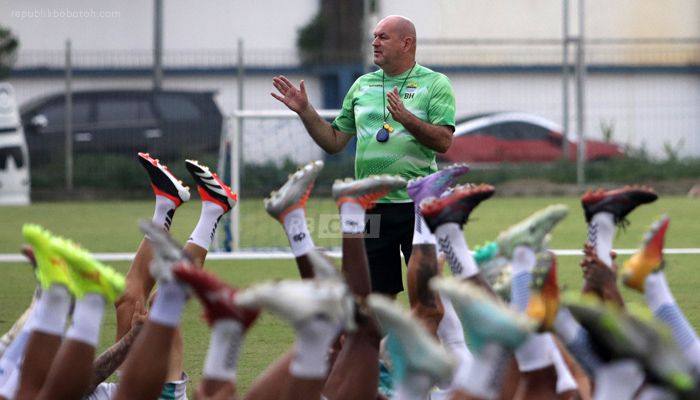 Persib Terbang Lebih Cepat ke Bali, Ini Alasannya