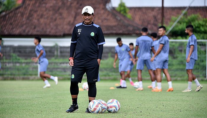 Djanur Resmi Kembali Latih Persikabo, Langsung Bekerja di Laga Kontra Persib