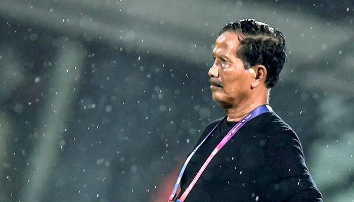 Djanur Blak-blakan Ungkap Penyebab Kekalahan Persikabo dari Persib meski Unggul Jumlah Pemain
