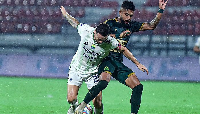 Update Klasemen Liga 1 2023-2024: Persib Makin Dekati Zona Aman
