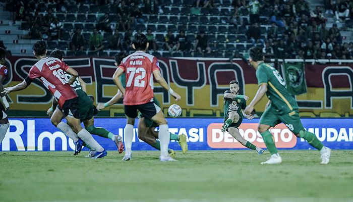 Jelang Duel Besar Kontra Arema, Ini Pesan Paul Munster kepada Pemain Persebaya