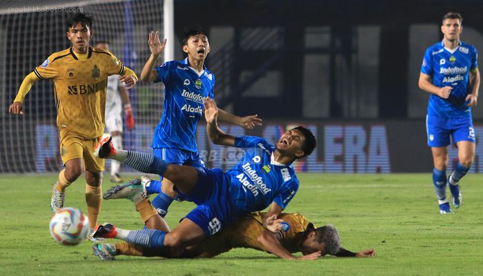 Hitung-hitungan Peluang Persib Lolos Babak Championship Setelah Ditahan Imbang Bhayangkara FC