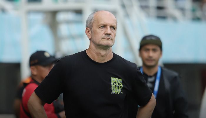 Risto Vidakovic Belum Tahu Masa Depannya di PSS setelah Selamatkan Super Elja dari Degradasi