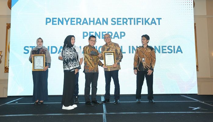 Terapkan Bisnis Berbasis Elektronik, bank bjb Terima Sertifikat Penerapan Sistem Manajemen dan Produk dari KAN