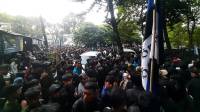 Merinding! Begini Video dan Foto-foto saat Ribuan Bobotoh Serbu Stadion Sidolig