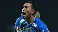 Sergio Van Dijk Tepis Rumor Masalah Gaji Jadi Alasan Hengkangnya Ezra dari Persib