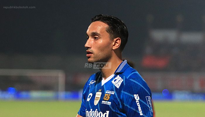 Ternyata Ini Alasan Sebenarnya Ezra Walian Hengkang dari Persib, Bojan Hodak Buka Suara