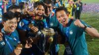 I Made Wirawan Rasakan Perbedaan Saat Angkat Trofi Juara Persib Musim Ini