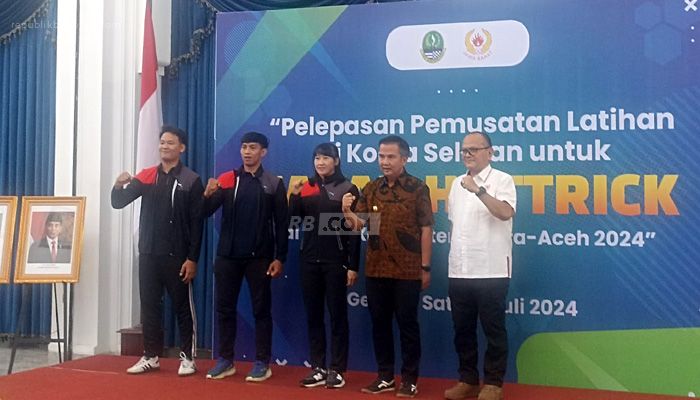 Pj Gubernur Jabar Lepas Atlet Jabar ke Korea Selatan