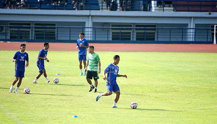 Persib Mulai Panaskan Mesin, Begini Komentar Henhen Herdiana