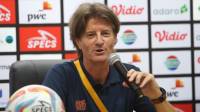 Komentar Pieter Huistra Usai Borneo FC Permalukan Persib