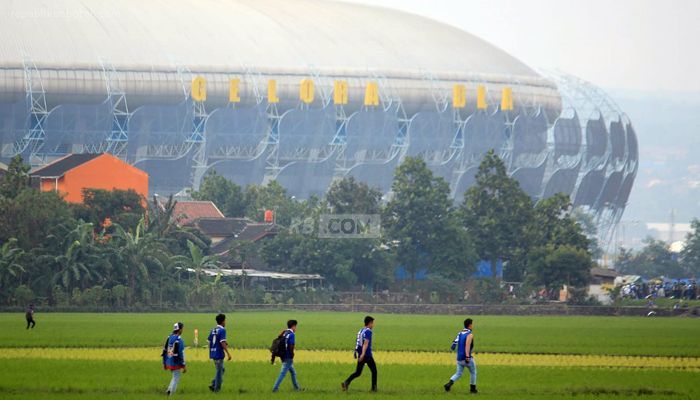 Persib Larang Anak Dewa Datang ke Stadion GBLA