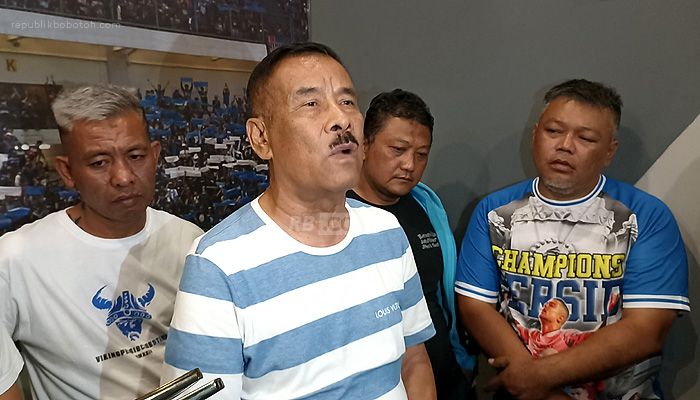Wak Haji Umuh Geram Disebut Akan Rekrut 4 Pemain Anyar ke Persib