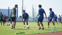 Tim Pelatih Persib Sampaikan Hasil Gim Internal, Ini Jadi Catatan 