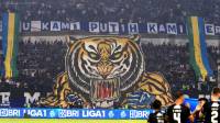 Reaksi Bobotoh setelah 10 Pemain Persib Imbangi PSBS Biak, Kinerja Wasit Jadi Sorotan dan Bikin Gregetan