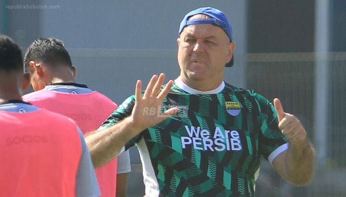 Ada 2 Wajah Baru di Latihan Persib, Bojan Hodak Buka Suara