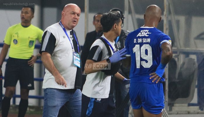 Bojan Hodak Bicara Peluang Mainkan David da Silva di Laga Kontra PSM
