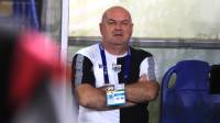 Bojan Hodak soal Lapangan Stadion GBLA: Sangat Buruk