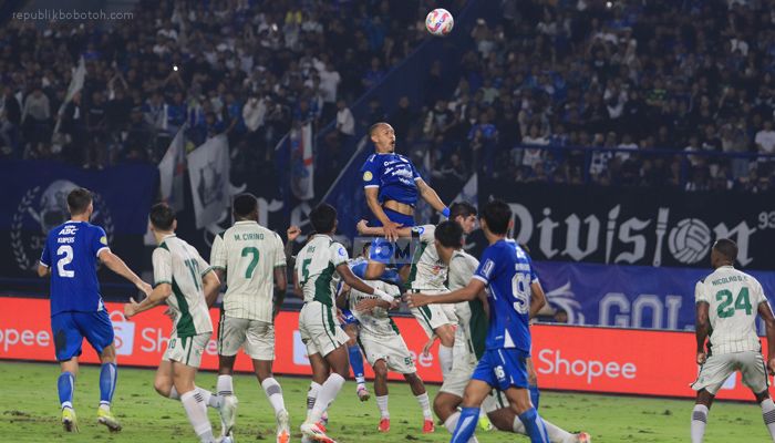 Butuh Empat Poin Lagi, Berikut Jadwal 4 Laga Persib di Akhir Musim Liga 1 2024-2025