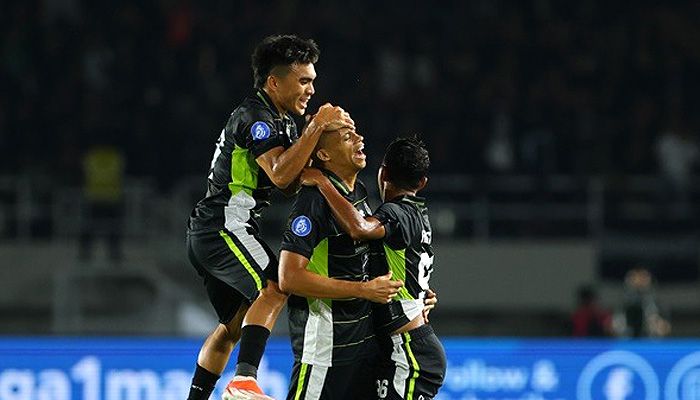Bojan Hodak Enggan Berkomentar soal Rumor Pemain PSS Sudah Hopeless