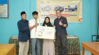 Telkomsel Jabar Salurkan Bantuan Pendidikan Hasil Penukaran Total 800 Ribu Telkomsel Poin
