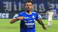Tyronne del Pino Tak Peduli Dengan Rekor Mentereng Malut United