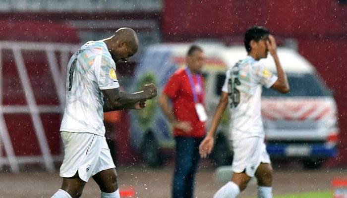 Babak I: Persita vs Persib 1-1, Gol Kastaneer Dibalas Penalti Eber Bessa