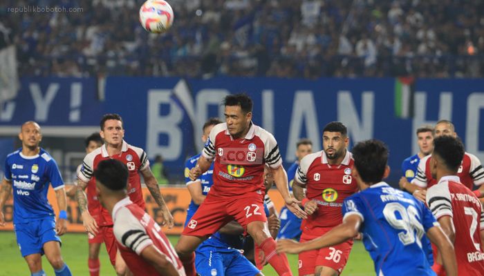Hasil Pertandingan Persib vs Barito Putera di Babak Pertama 