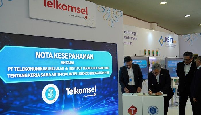 Telkomsel dan ITB Tandatangani Nota Kesepahaman Hadirkan AI Innovation Hub