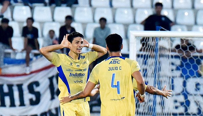 Arema vs Persib Bikin Bobotoh Jantungan, Kartu Merah Putros hingga Klimaks Gol Barba, Begini Kata Bojan Hodak