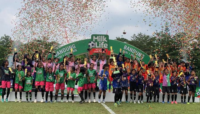   MilkLife Soccer Challenge Bandung Seri 1 2025/2026 Pecahkan Rekor, SD Pelita dan SDN 026 Bojongloa Jadi Juara