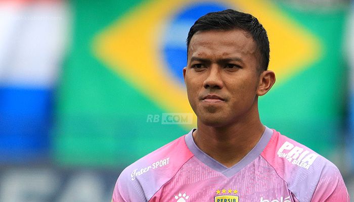 Reguler Jadi Pilihan Pertama di Bawah Mistar Persib, Begini Kata Teja Paku Alam