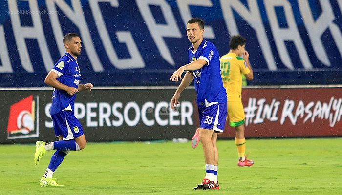 Ternyata Ini Alasan Sebenarnya Bojan Hodak tak Libatkan Thom Haye di Laga Persib vs Selangor FC